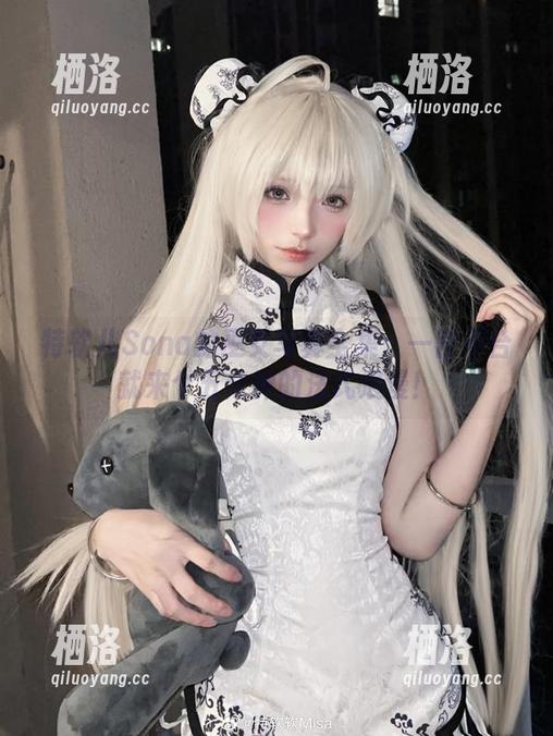 特软儿Sona的巫女写真全集：一言不合就来个五分钟的法式浪漫！
