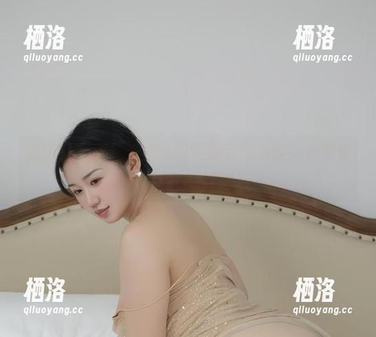 微密圈 - 无圣光成就肉色套装的灵动，快来看看瑜瑾u的图包！