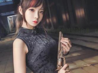 疯猫ss的夏日插曲：2022牛仔裤与吉他妹妹的合奏，让人忍不住想看！