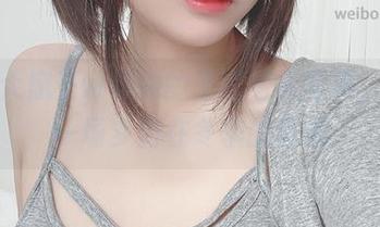 眼酱大魔王w与她的圣诞老人写真，像是一场梦游在冬季的奇遇