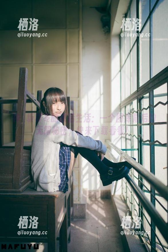 神楽坂真冬的课后生活：一个图库背后的无限秘密，快来下载看看！