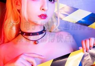 神楽坂真冬的电子相册：当指挥官忙得连换衣服都得快点！