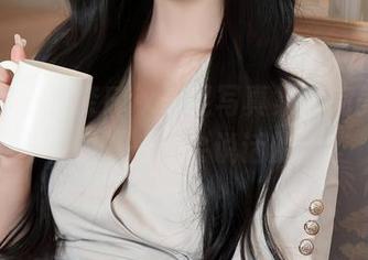秀人网 – 奈奈Fox美足写真集，完美诠释什么叫‘一双会说话的脚’