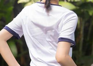秀人网 – 写真之间的迷离：艺轩的礼服，让我每次都想再看一次
