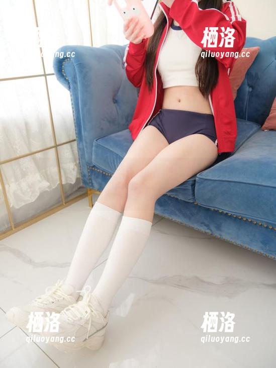 紧急企划-小恩 紧急企划 - 网盘里的小恩,透明到让人想偷偷下载的写真