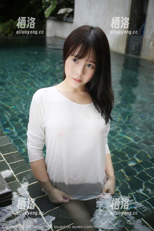 美媛馆-Carina绮里嘉 美媛馆 - 图包里有猫腻:Carina绮里嘉的蕾丝,真的是蕾丝吗?