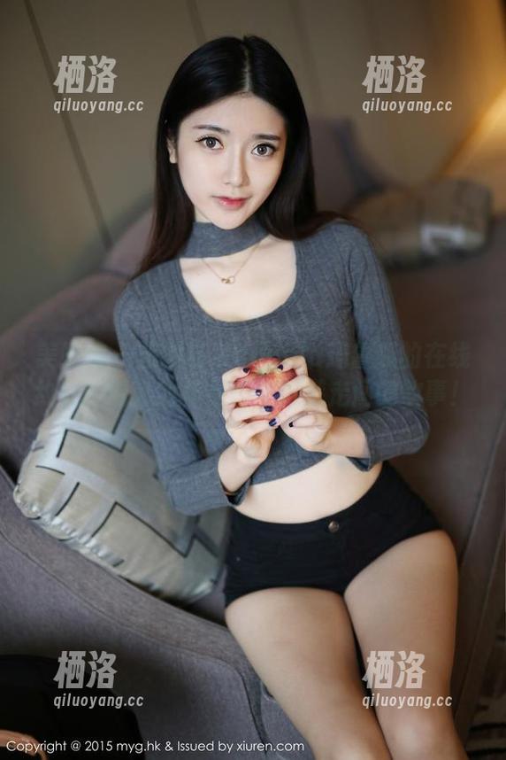 美媛馆 - 旅拍与Manuela玛鲁娜的在线约会：看她的作品，光影游走间的故事！
