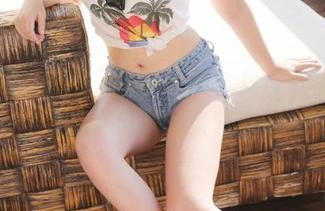 美媛馆 – 糯美子丝袜写真，免费欣赏，这不就是网红的必备套路吗？