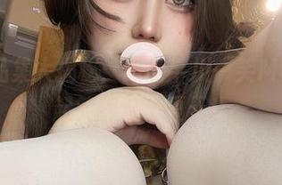美足作品集大揭秘：跟着芊川一笑MNK，一起笑翻这个夏天！