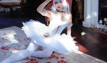苏嫣qvq的黑丝旗袍写真，真心觉得这衣服挑人吗？
