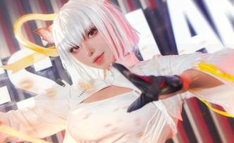 奶牛写真中的菌烨tako，像是一场奇妙的梦，图包准备好让你去探索！
