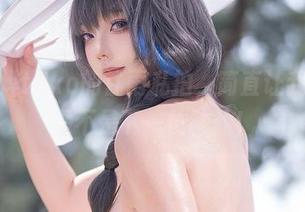 看！菌烨tako的甘雨私拍，简直让我怀疑她是不是下一位神仙！