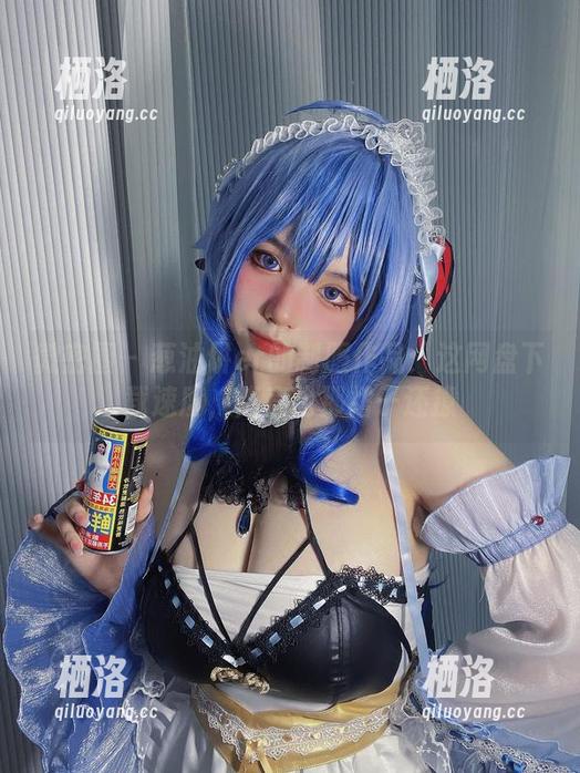 微密圈 - 葱油饼er的制服作品：这网盘下载速度，简直比那裙子还撩