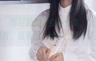 袜啵啵 – 瑶瑶的高清女孩合集，透过每一张照片，感受那一丝不经意的撩拨？