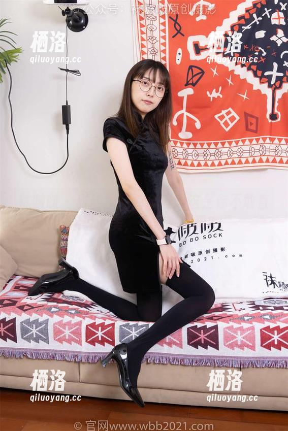袜啵啵 - 甜甜圈短裤全集：这是你不敢直接说的美，下载来看看？