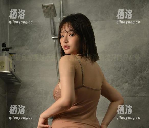 棉袜风的雯妹不讲道理私房，谁说潮流只能只在外面？