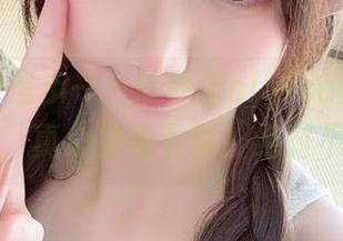 在海风中漫步——魔物喵nigisa的少女写真合集，真心推荐下载！绝对不后悔！